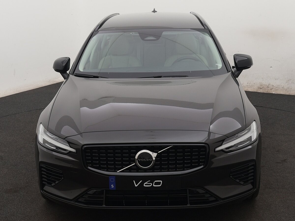 39204298 volvo v60 2 0 t6 awd plus dark 8