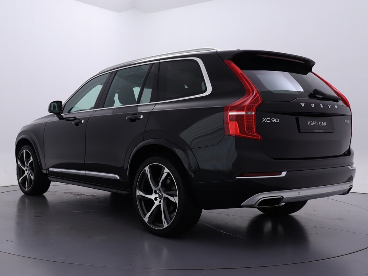 39330105 volvo xc90 2 0 t5 awd inscription 8 02