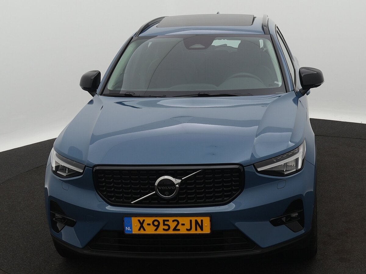 41510031 volvo xc40 2 0 b3 plus dark 71