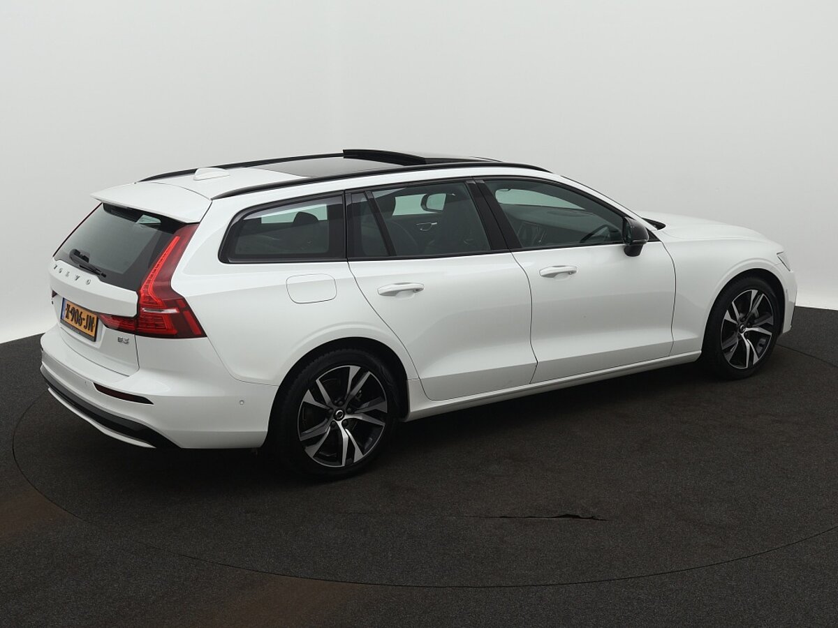 42095514 volvo v60 2 0 b3 plus dark panoramadak trekhaak 360a camera 992bb5