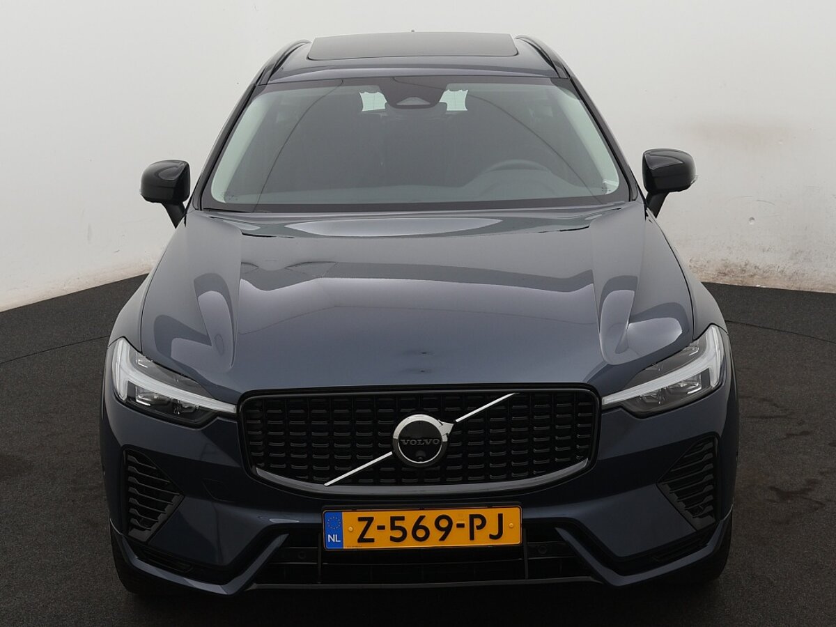 40191357 volvo xc60 2 0 t6 awd plus dark trekhaak rondom zicht camera 9 01