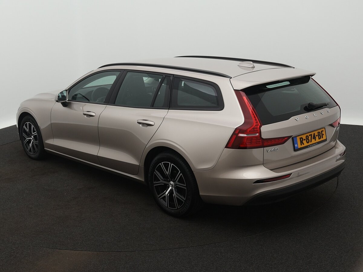 41408511 volvo v60 2 0 b3 essential 3 03