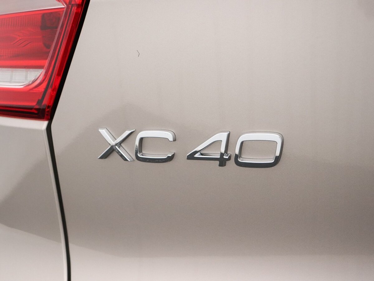 38405291 volvo xc40 extended range ultimate 82 kwh acde28