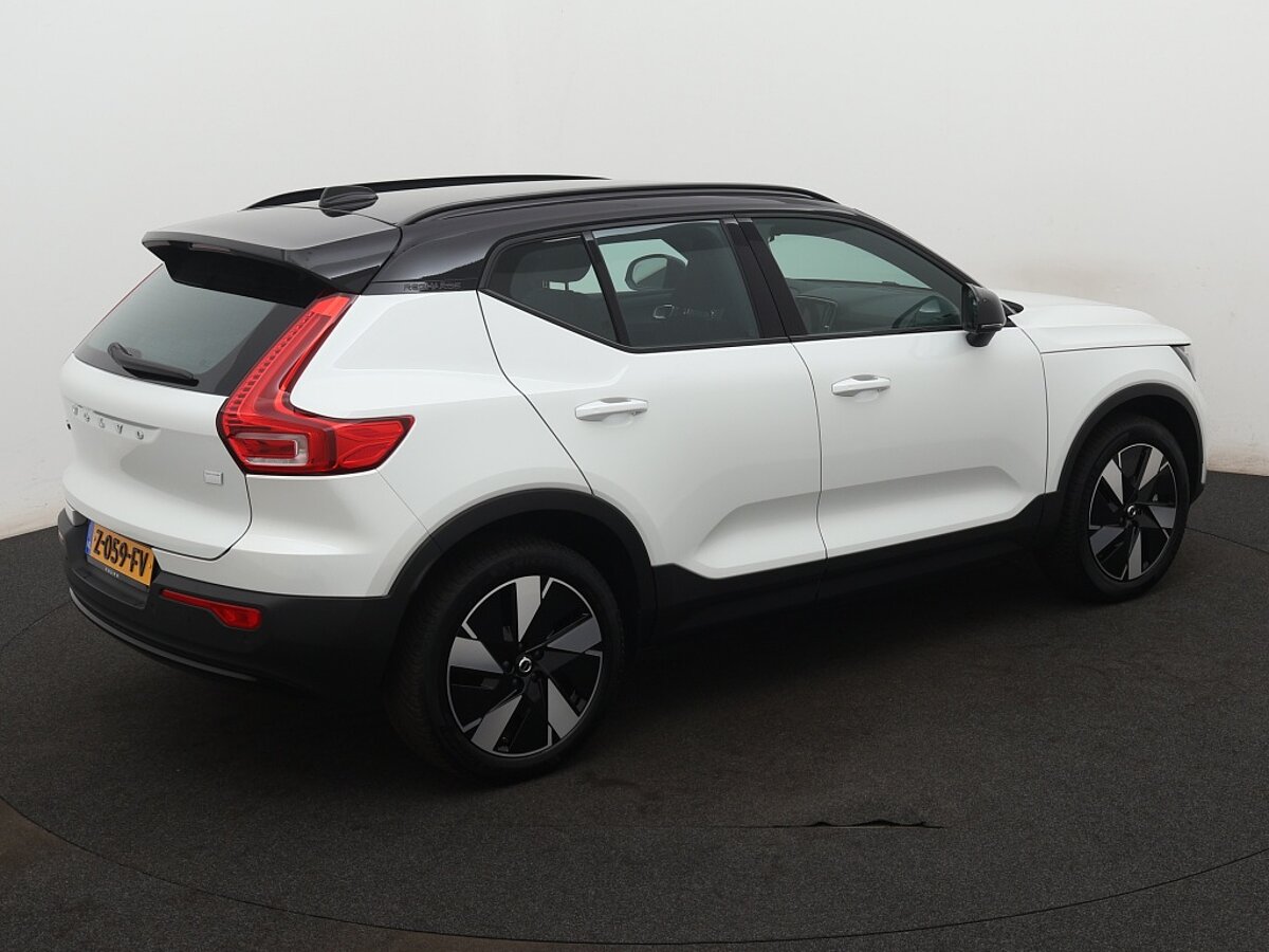 40664516 volvo xc40 plus extended range 82 kwh trekhaak climate pack 73