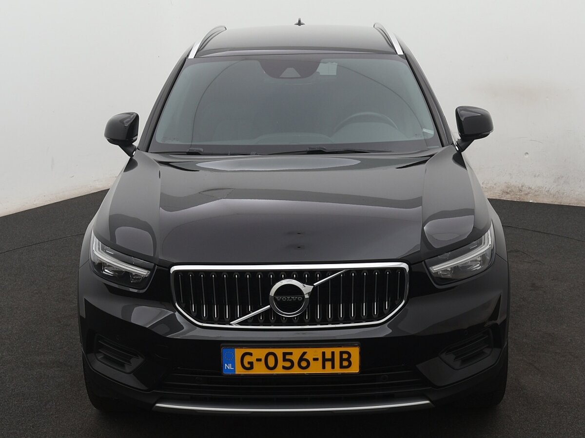 39874177 volvo xc40 1 5 t3 inscription 8 04