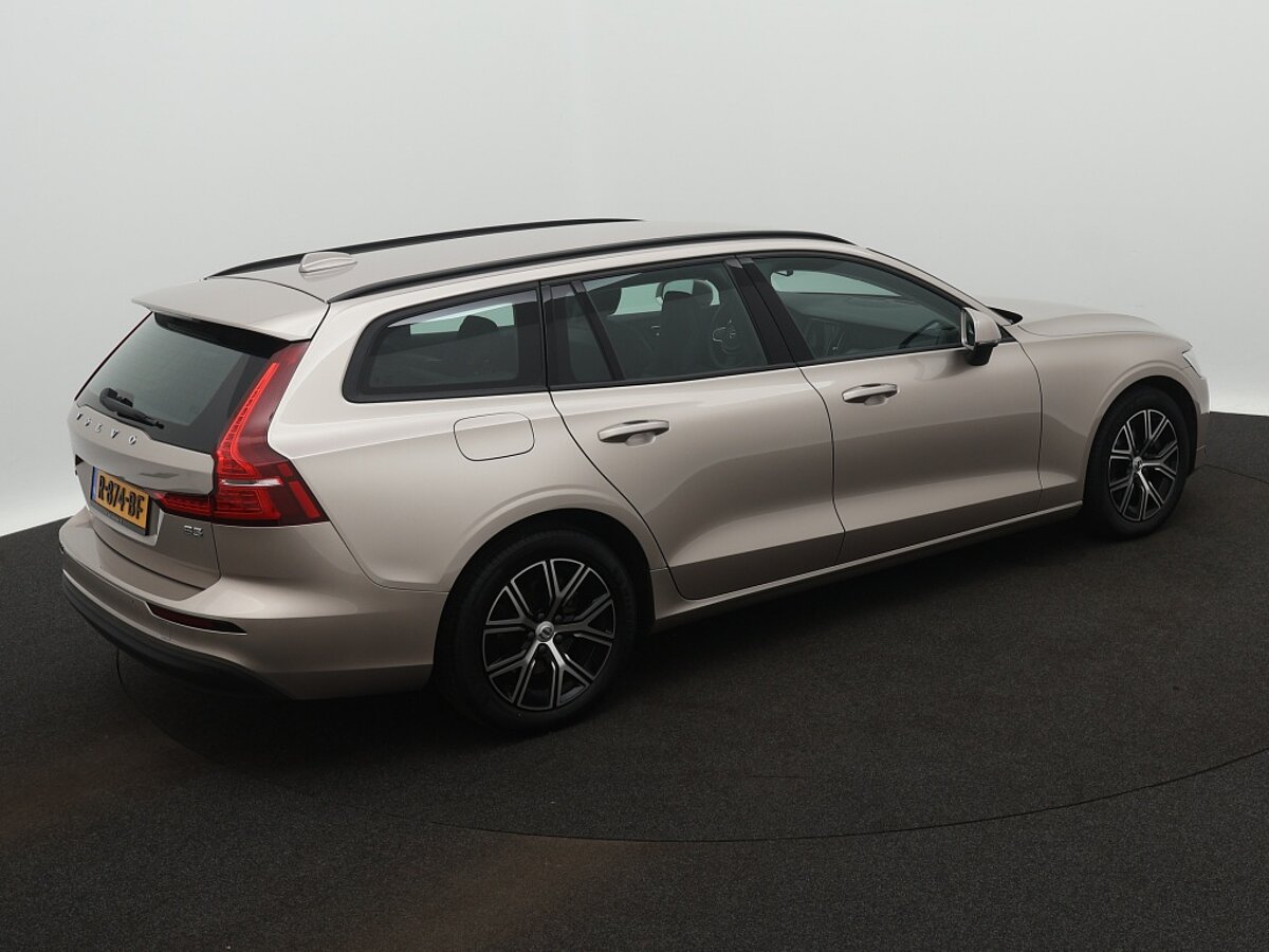 41408511 volvo v60 2 0 b3 essential 74