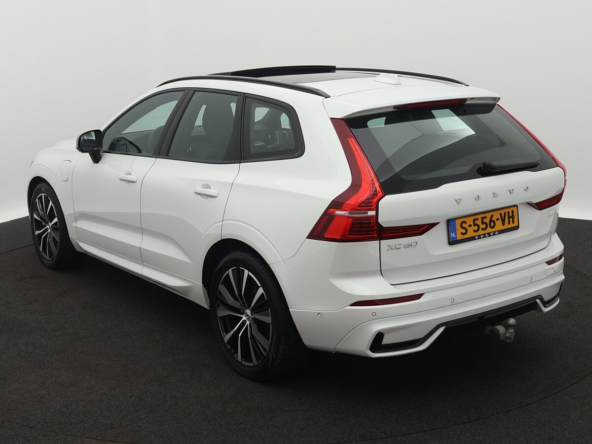 41392310 volvo xc60 2 0 t6 awd ultimate dark luchtvering b w trekhaak sports 3 03