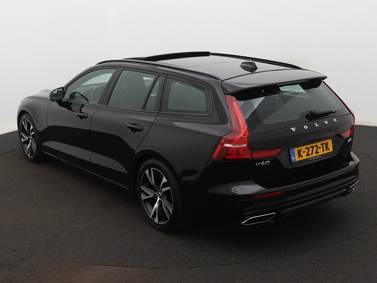 42068342 volvo v60 2 0 b3 r design pano dak harman kardon elektrische stoelbe 3 02