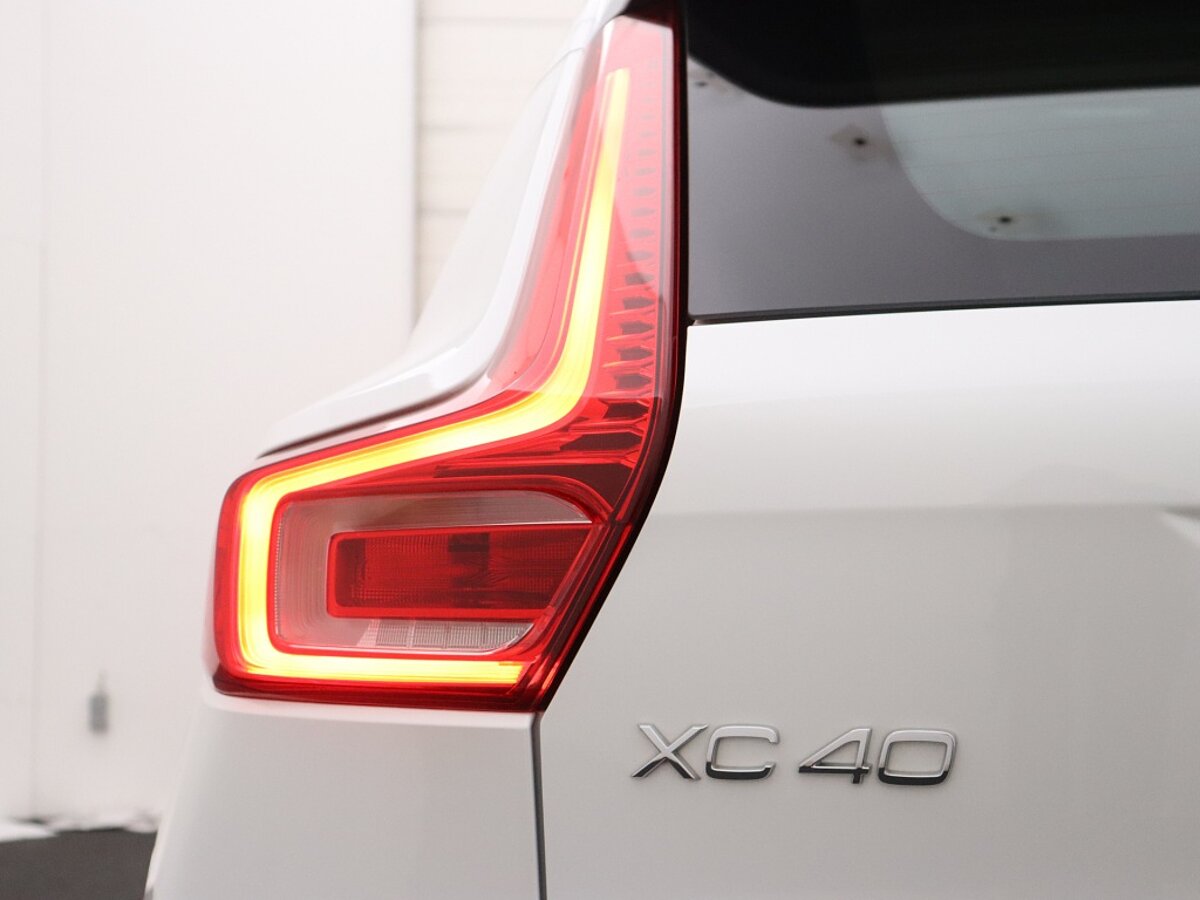 41543369 volvo xc40 2 0 b3 plus dark trekhaak 360ao camera 62