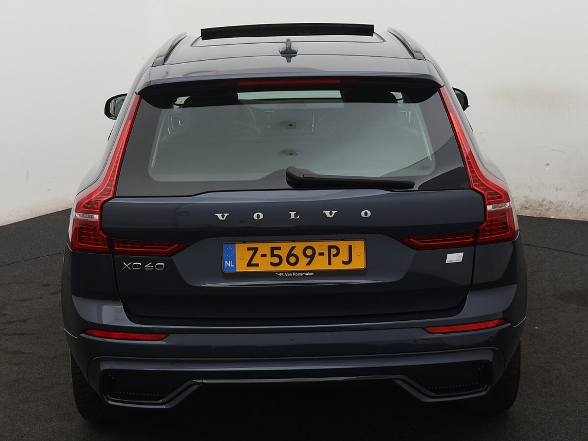 40191357 volvo xc60 2 0 t6 awd plus dark trekhaak rondom zicht camera 01