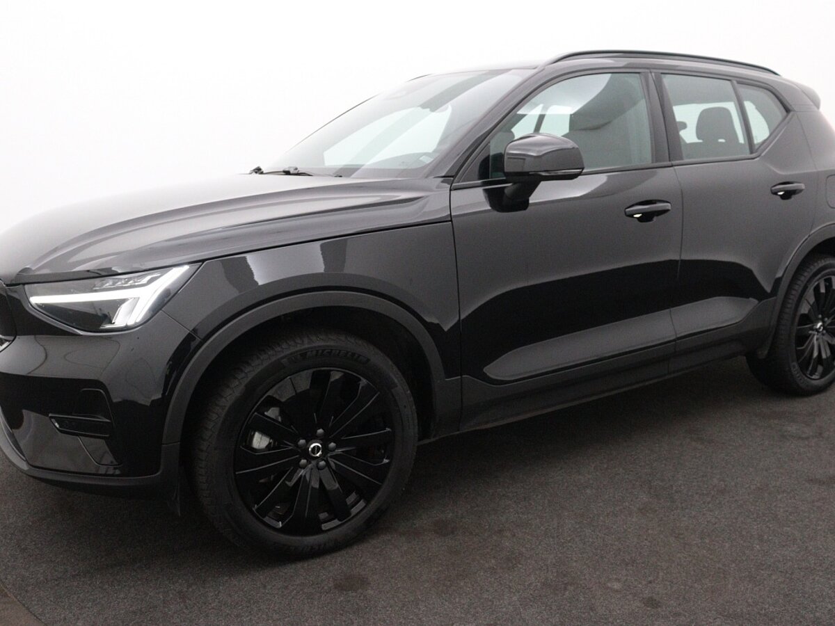 41639630 volvo xc40 recharge plus 70 kwh 25