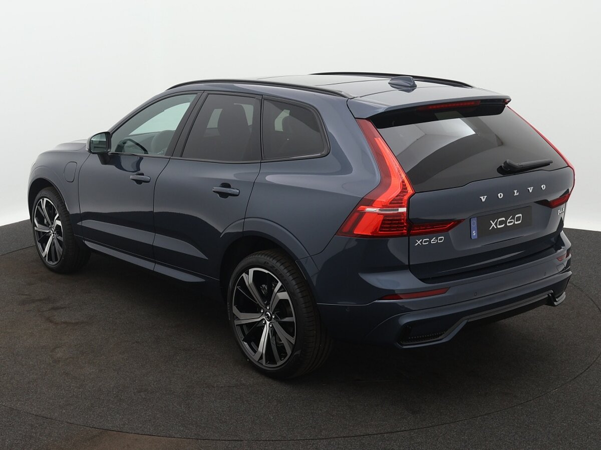 41857285 volvo xc60 2 0 t6 awd plus dark 3