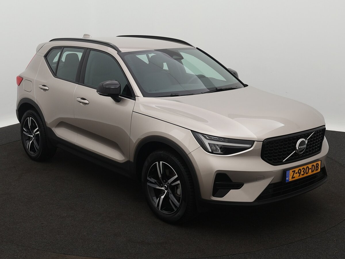 41489234 volvo xc40 2 0 b4 plus dark trekhaak camera achter verwarmbare voorru 8 02