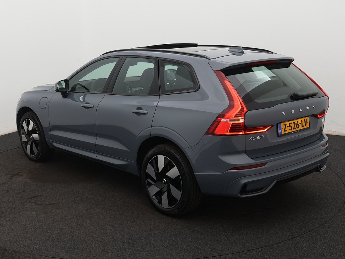 40202253 volvo xc60 2 0 t6 awd ultimate dark 3 03