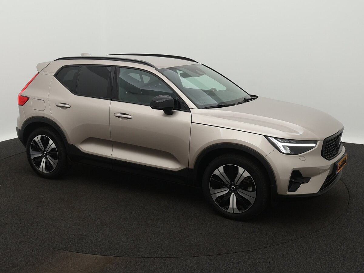 41359064 volvo xc40 1 5 t4 r plus dark 52