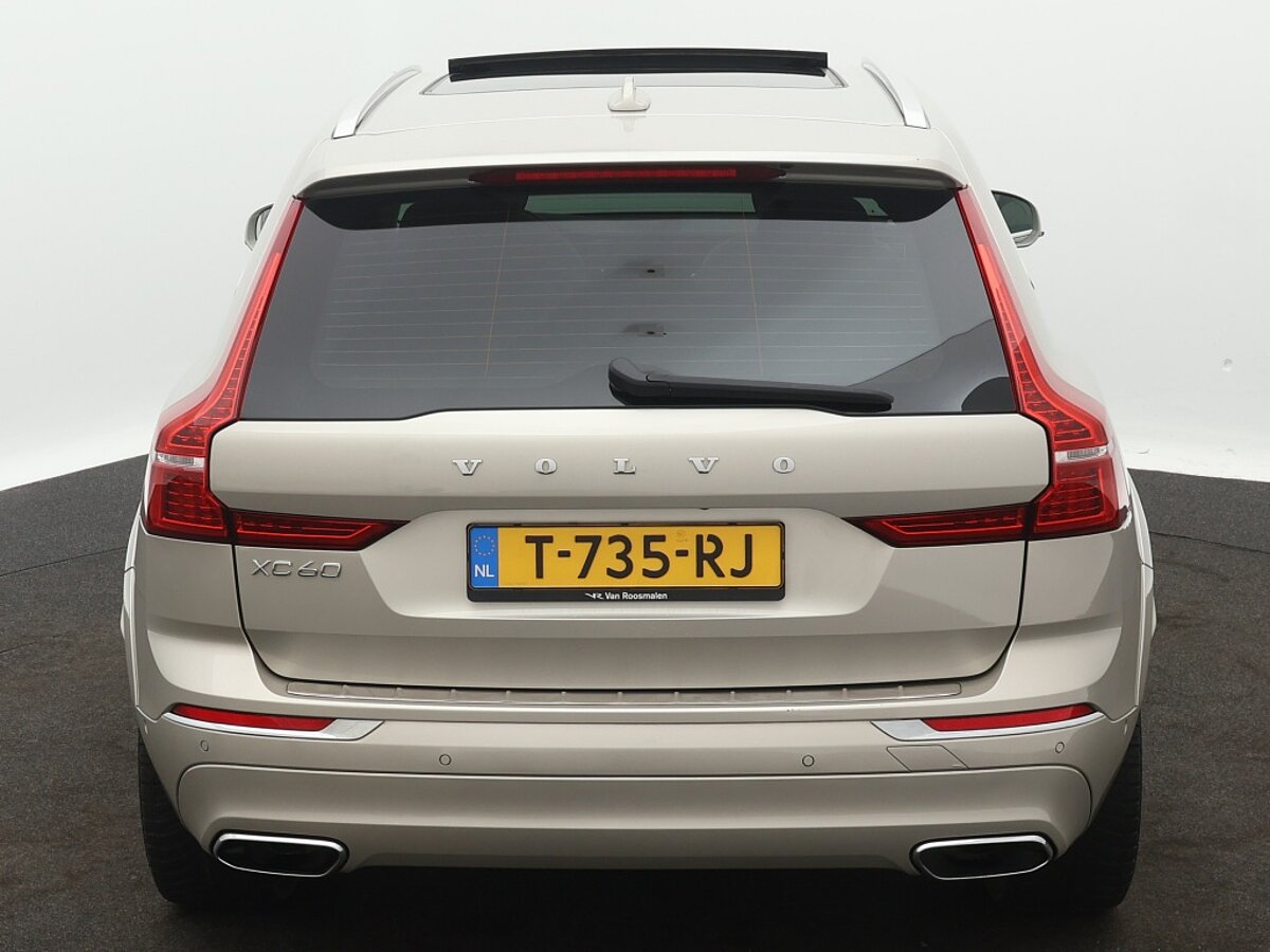 41800633 volvo xc60 2 0 t8 te awd inscr 01