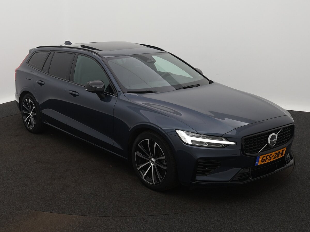 41813061 volvo v60 2 0 t6 awd plus dark 7 03