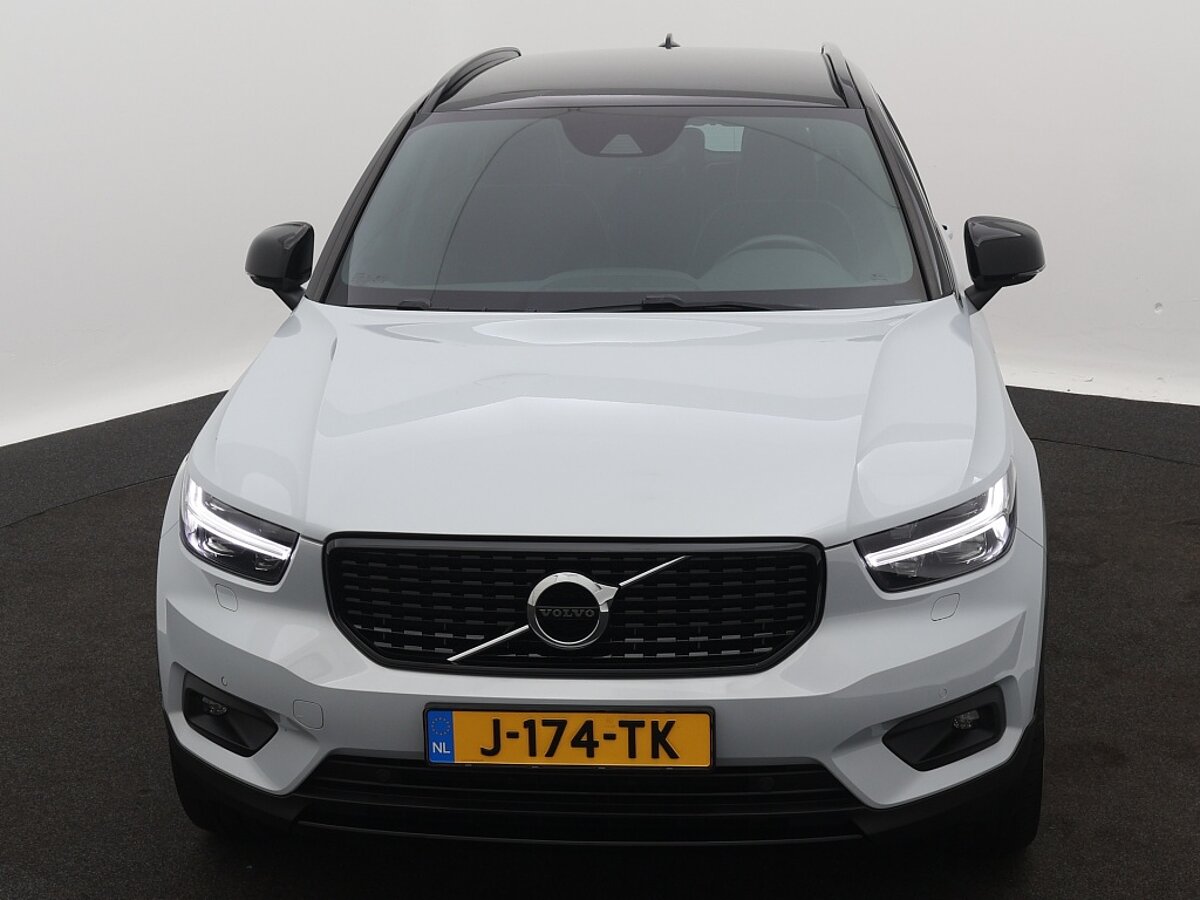 41571260 volvo xc40 t5 recharge r design driver assist 20 lm velgen park assi 8 04