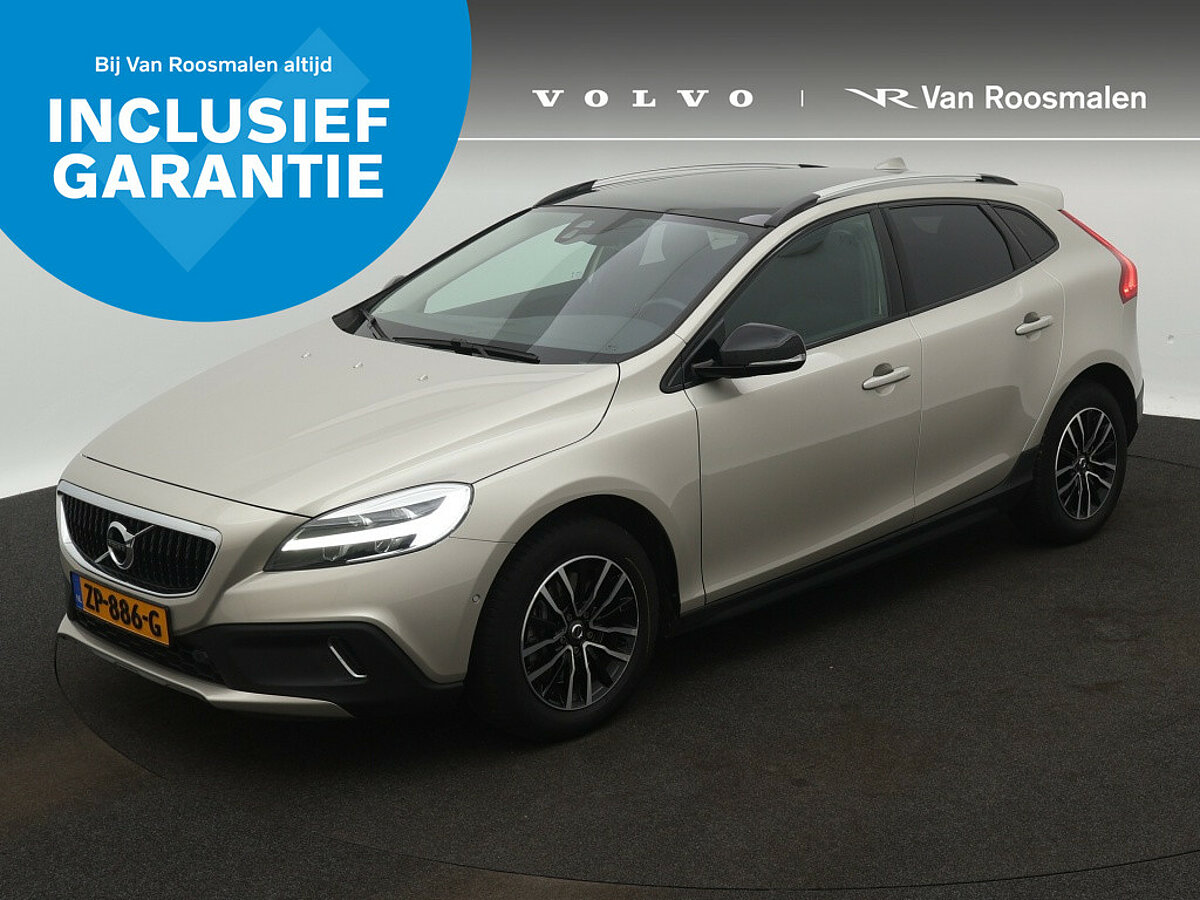 40513481 volvo v40 cross country 1 5 t3 polar luxury trekhaak panorama dak 1 02