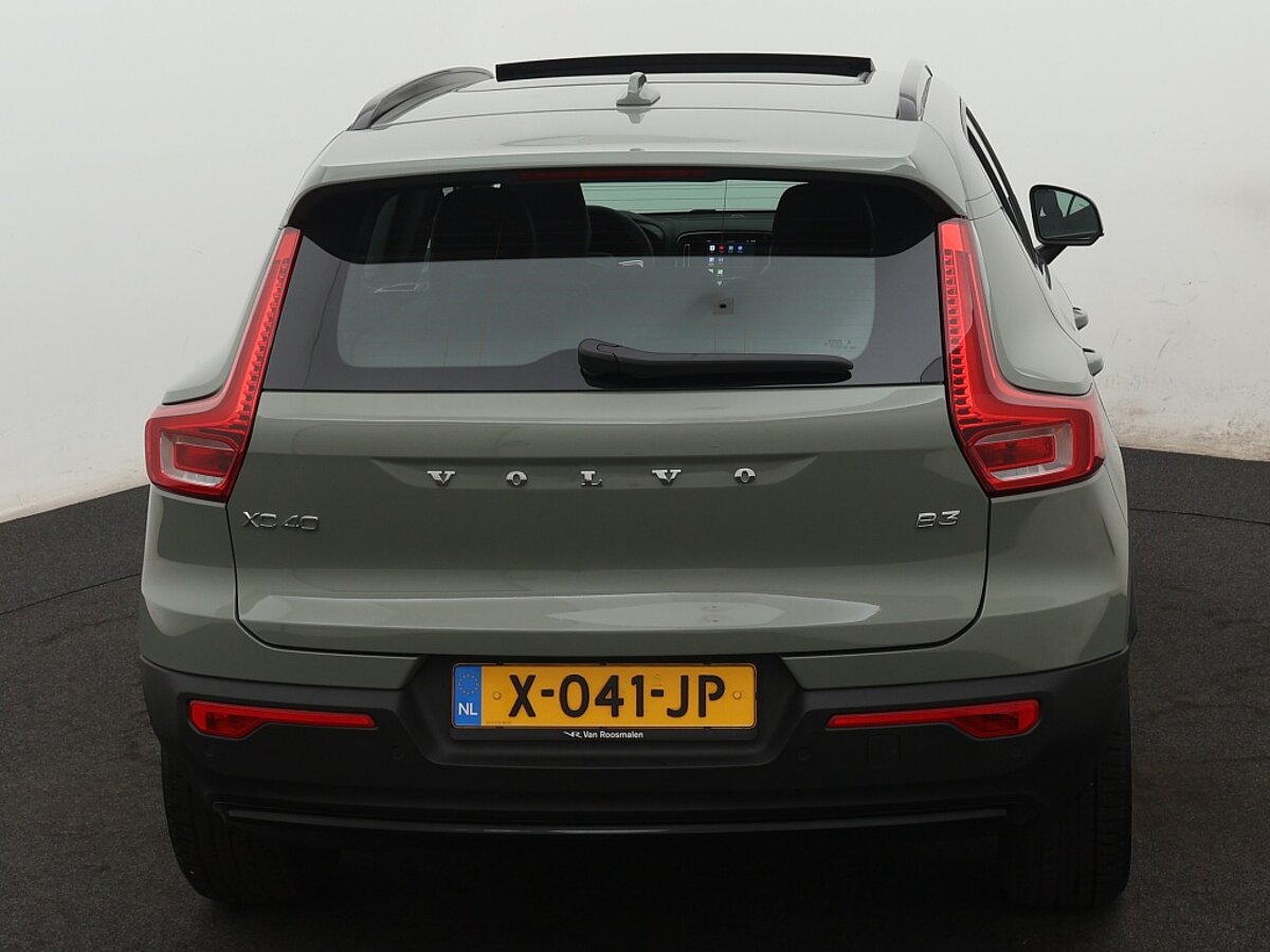 40231316 volvo xc40 2 0 b3 plus dark 9 02